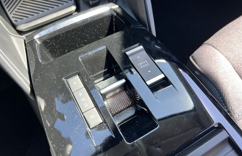 52611904