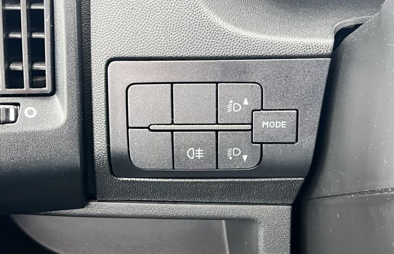 51747861