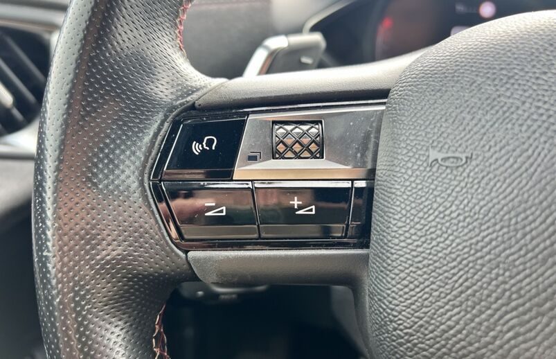55876526
