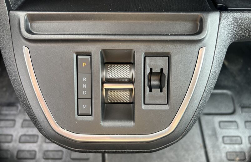56072231